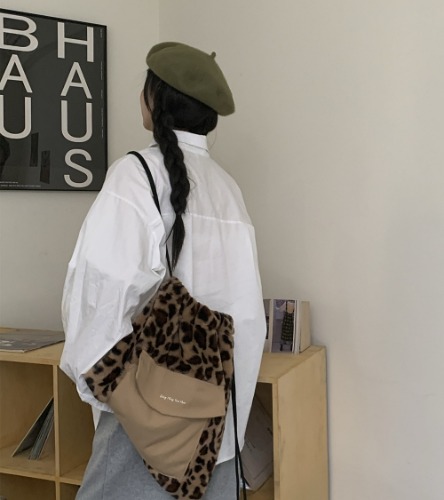 심플 와일드 레오파트 크로스 백 백팩 가을 포인트 아이템 호피무늬 가방 프린팅 캐주얼 가벼운 포켓 백팩